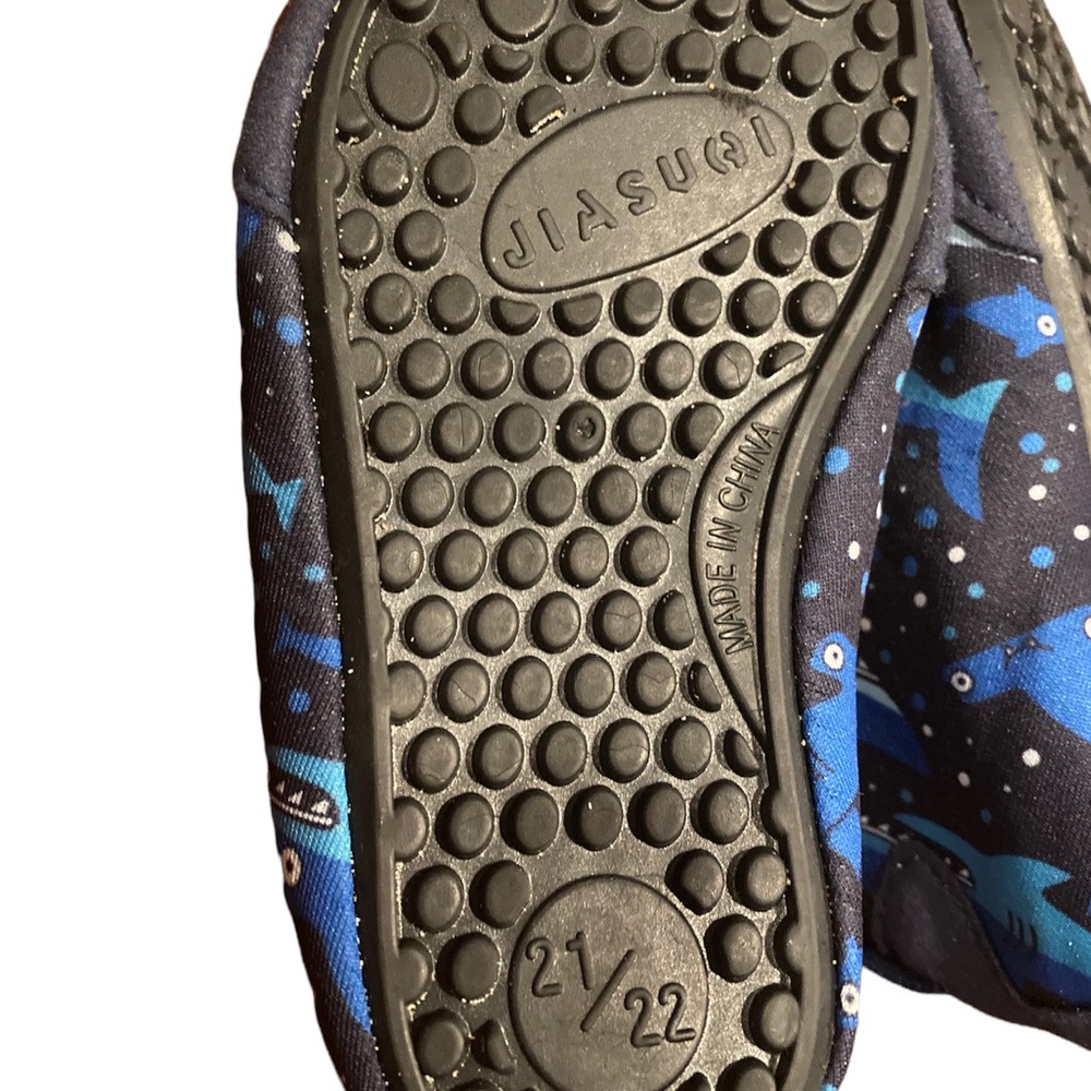Shark Water Shoes - Picture 3 of 4